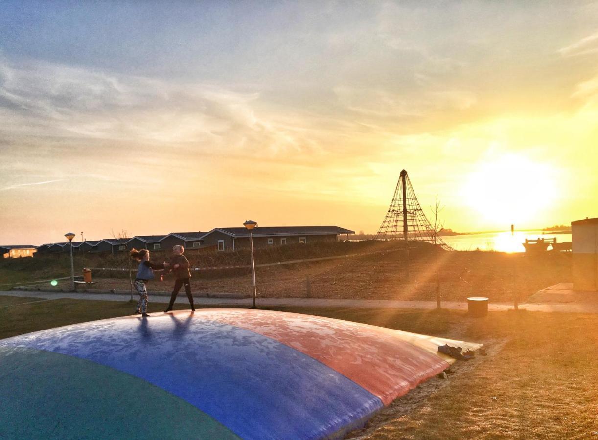 Siblu Camping เลาเวอร์ชูก ภายนอก รูปภาพ